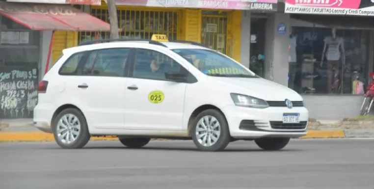 REMISES Y TAXIS ALISTAN SUBAS TRAS CAMBIOS EN LA NORMATIVA QUE LOS RIGE