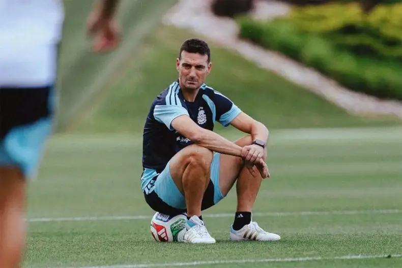 SCALONI MANTIENE DOS DUDAS EL ONCE QUE ENFRENTARÁ A AUSTRIA